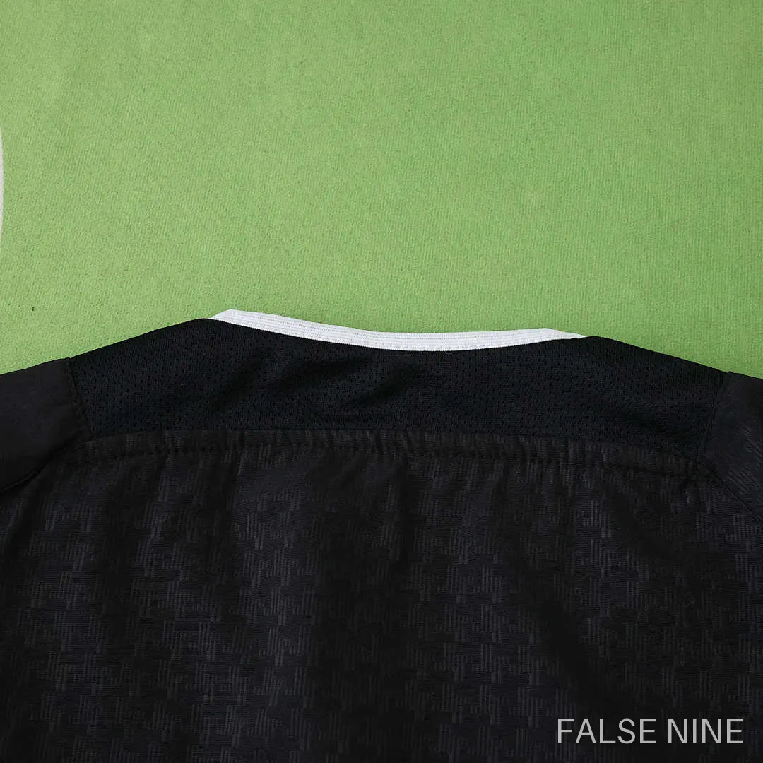 Manchester United 03/04 Away Kids Kit (Retro), photo 11