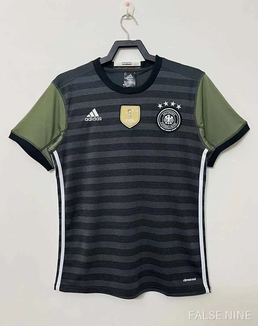 2016 Germany away retro Fan version, photo 1