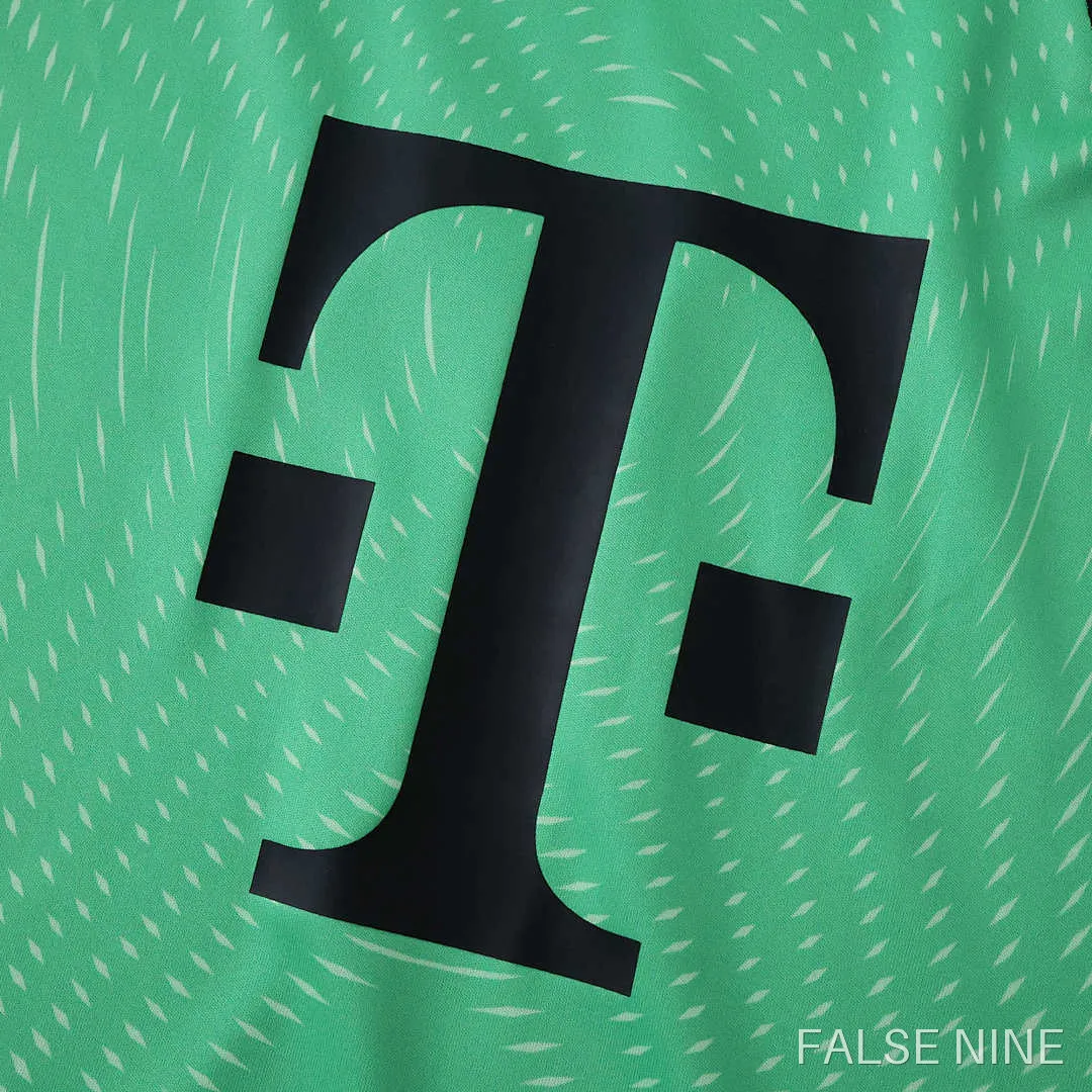 Bayern Munich 25/26 Goalkeeper Shirt (Fan Version), photo 5