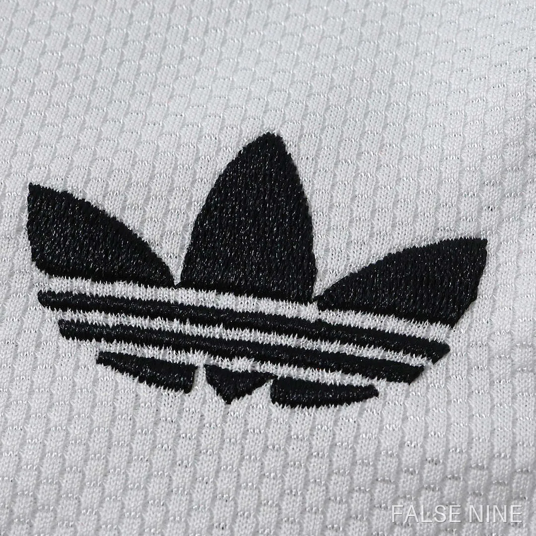 Sheffield United 26/27 Away Kids Kit, photo 9