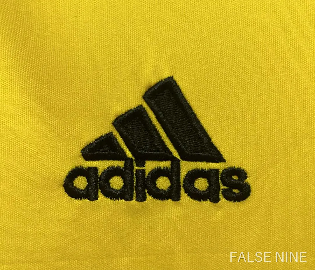 11/12 Real Madrid Yellow Goalkeeper retro Fan version, photo 7