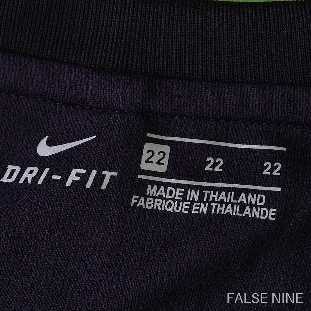 16/17 FC Barcelona / Barça away retro Kids kit, photo 4