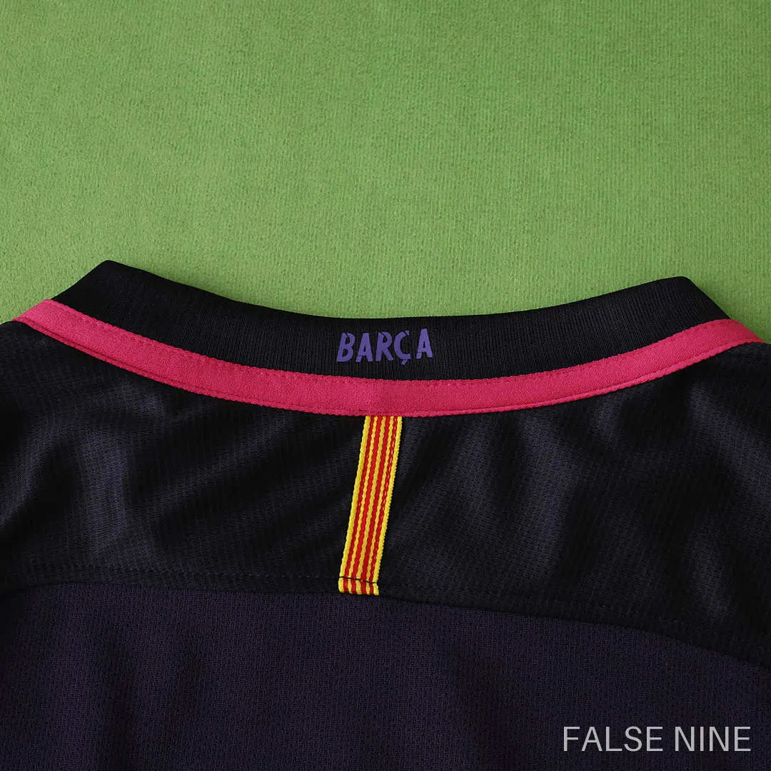 16/17 FC Barcelona / Barça away retro Kids kit, photo 18