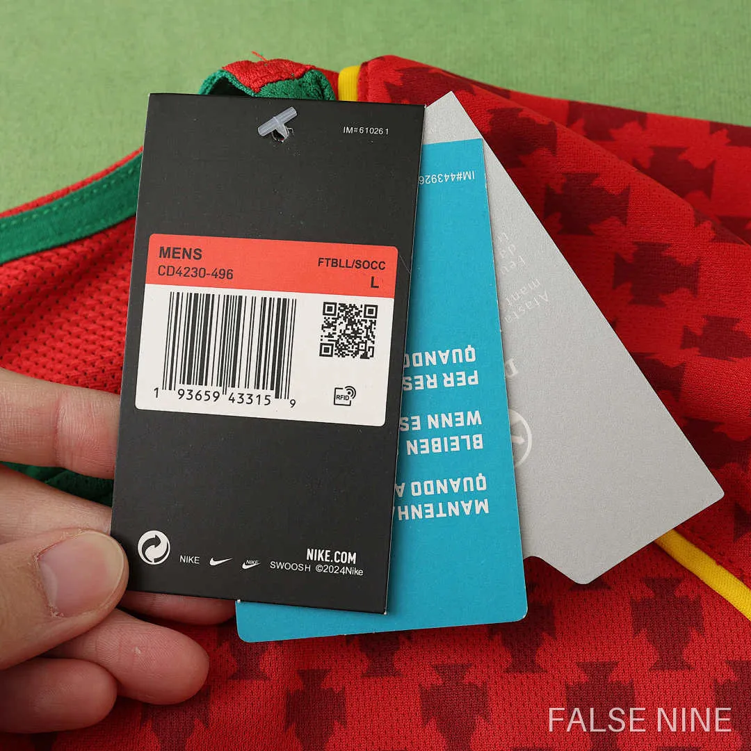 2004 Portugal home retro Fan version, photo 16