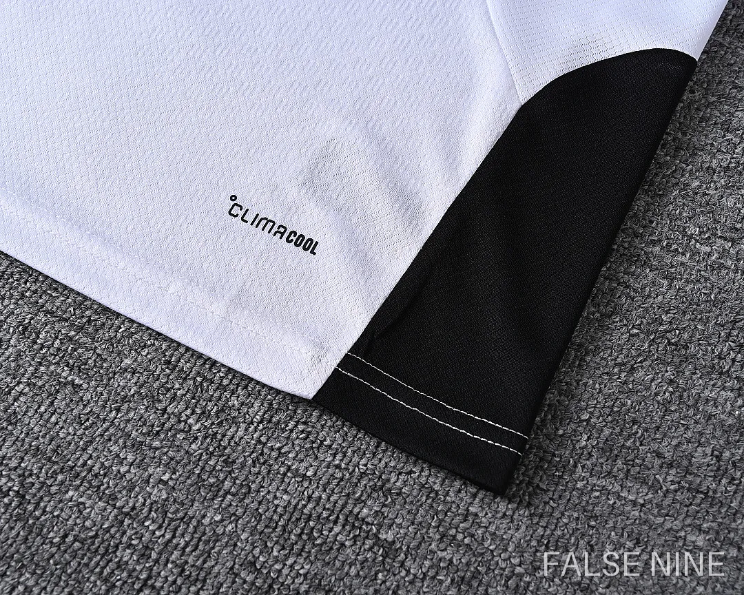 Liverpool 26/27 Training Vest and Shorts Set (Fan Version), photo 7