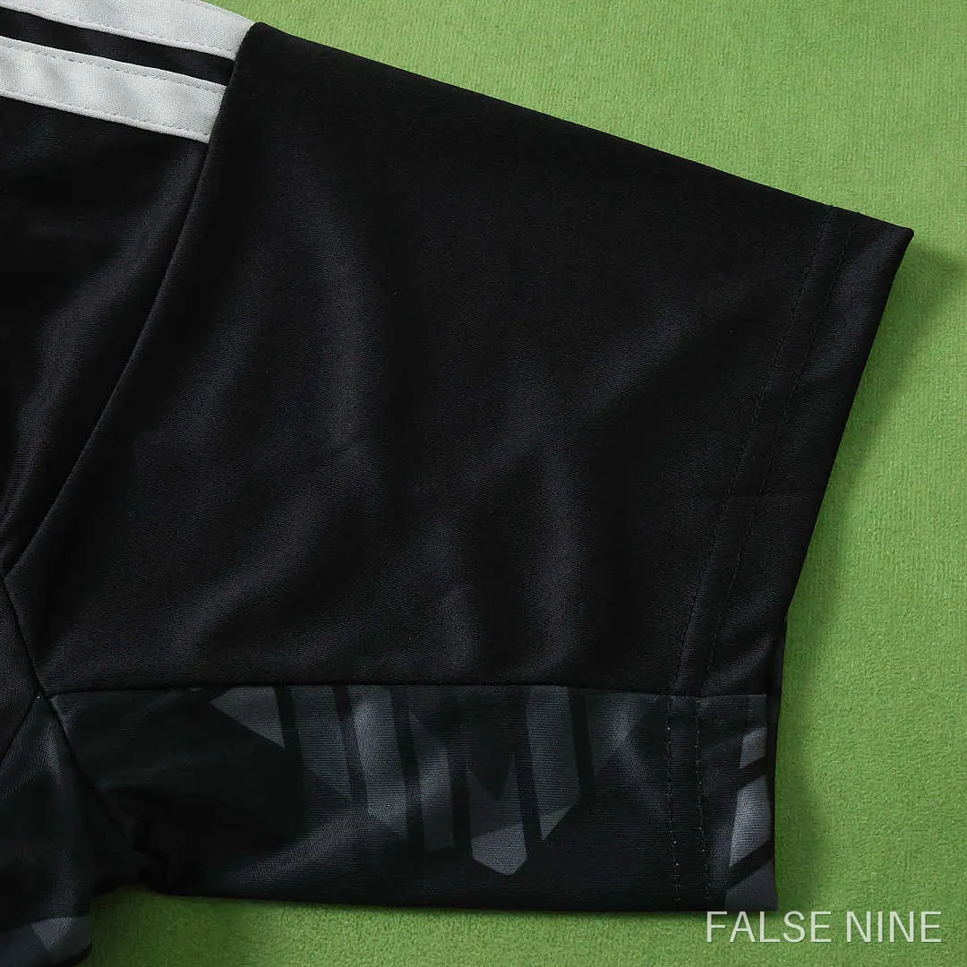Manchester United 26/27 Goalkeeper Shirt (Fan Version), photo 11
