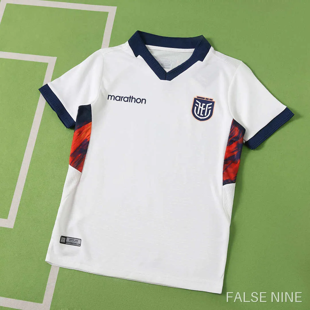 Ecuador 2026 Third Kids Kit, photo 1
