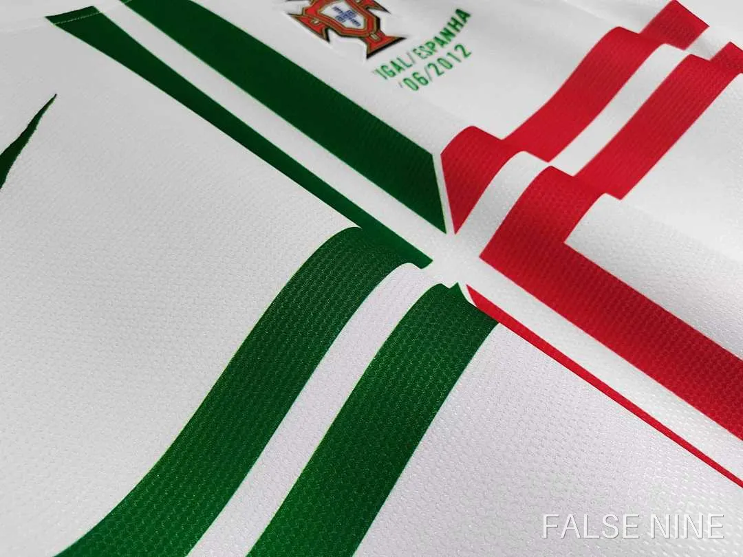 Portugal 2012 Away Long Sleeve Shirt (Retro Fan Version), photo 11