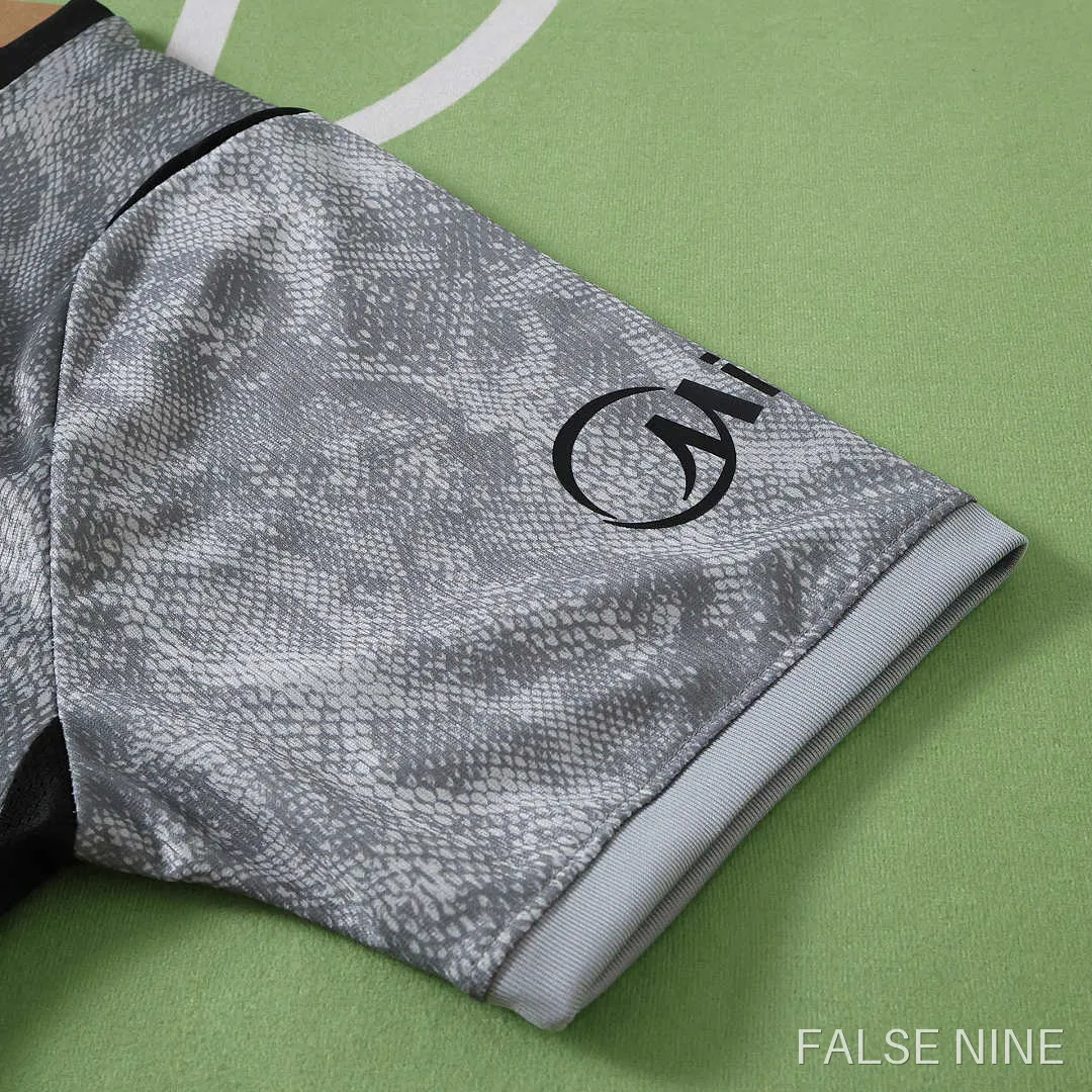FC Barcelona 26/27 Goalkeeper Shirt (Fan Version), photo 19