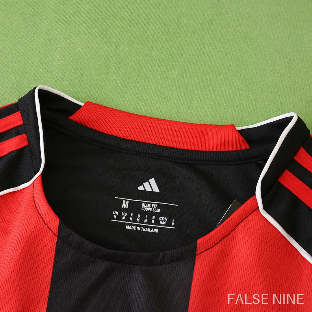 Eintracht Frankfurt 25/26 Home Shirt (Fan Version), photo 2