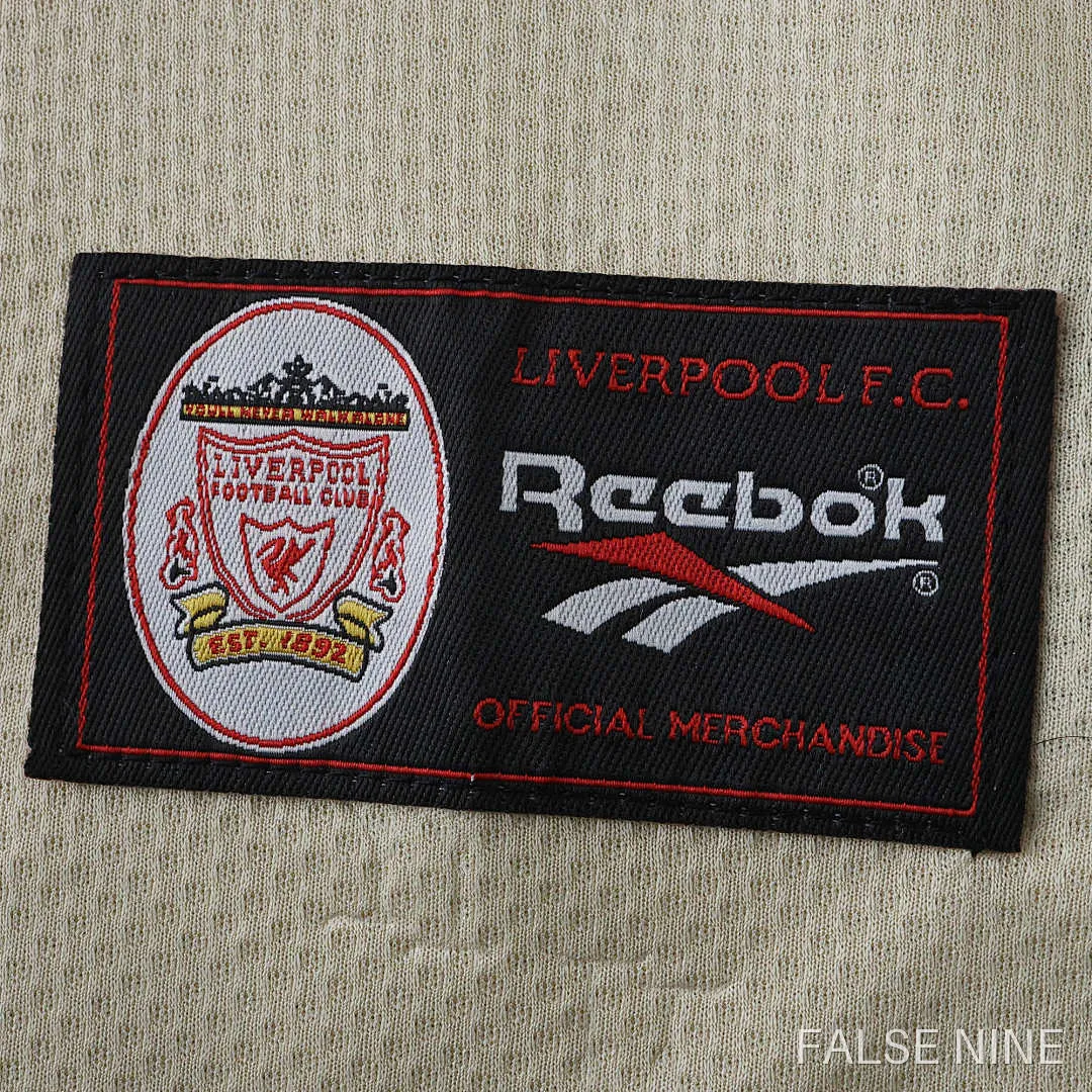 Liverpool 1996-97 Away Retro Kids Kit, photo 11
