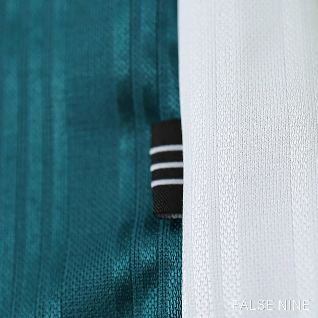 Liverpool 1995-96 Away Shirt (Fan Version), photo 19