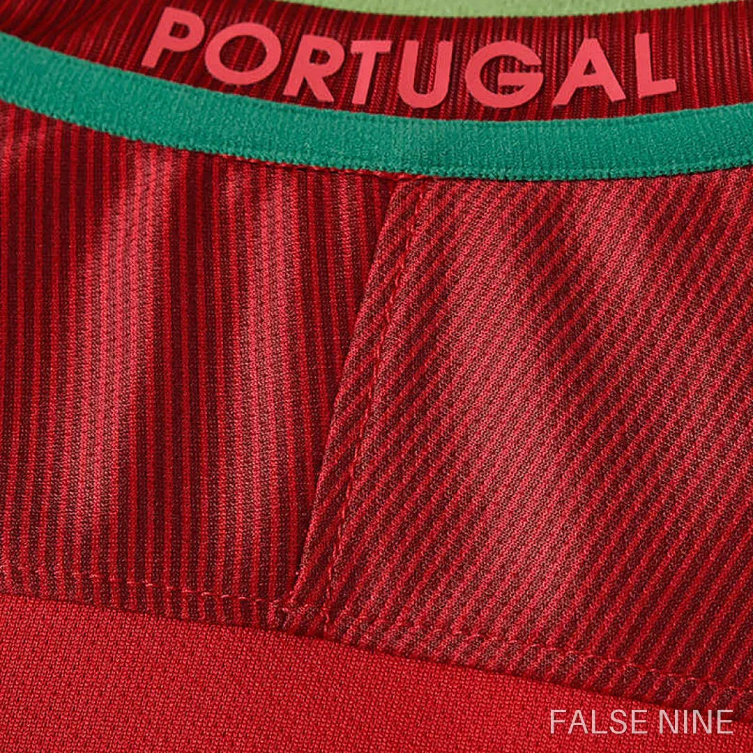 16 season Portugal home retro Long sleeve Fan version, photo 4