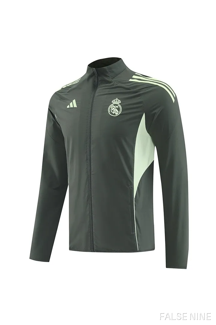 Real Madrid 25/26 Training Windbreaker, photo 2