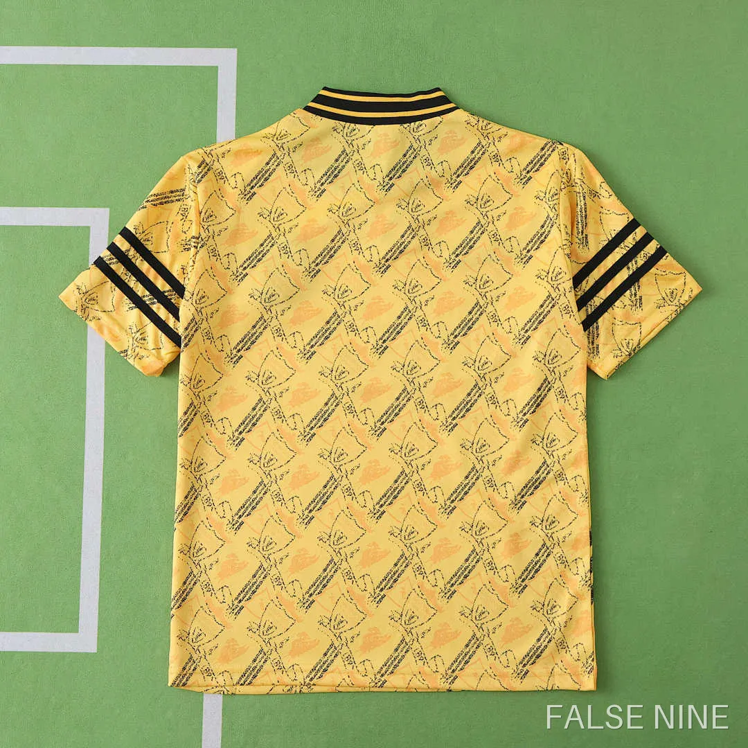 Liverpool 1994-96 Third Kids Kit, photo 18