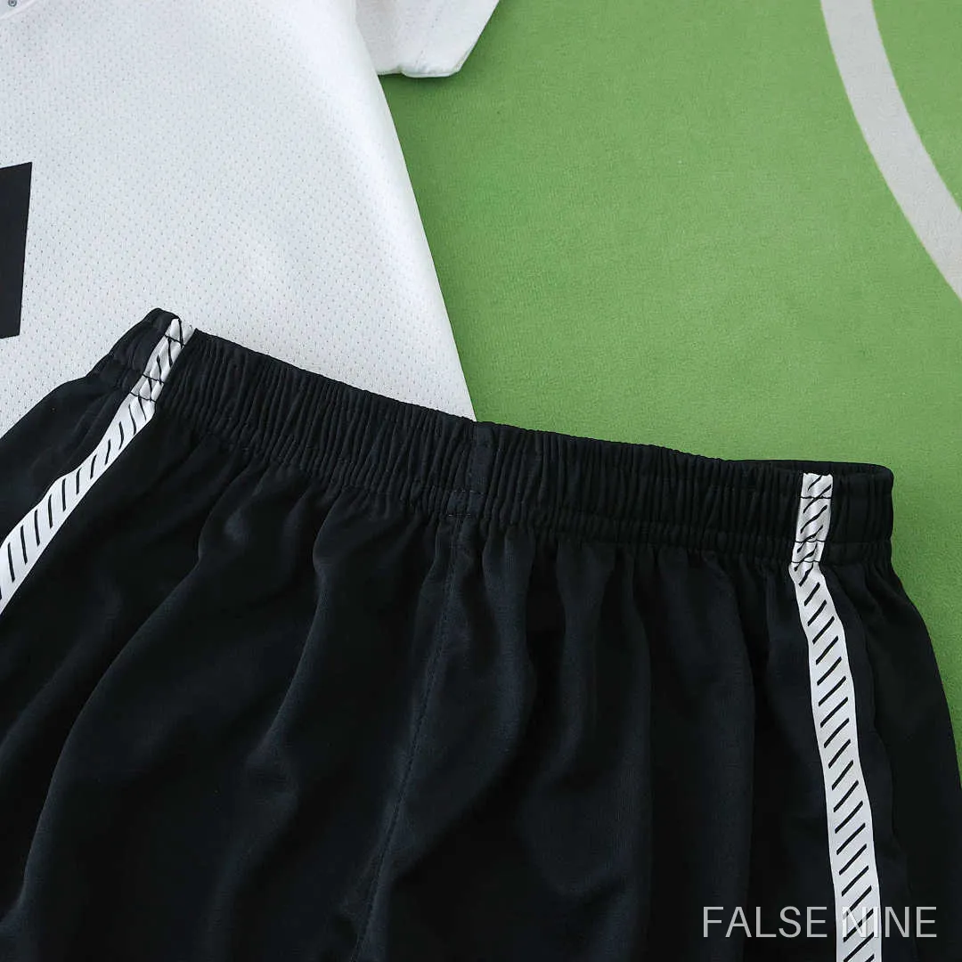 Manchester United 2011/12 Away Kids Retro Jersey, photo 15