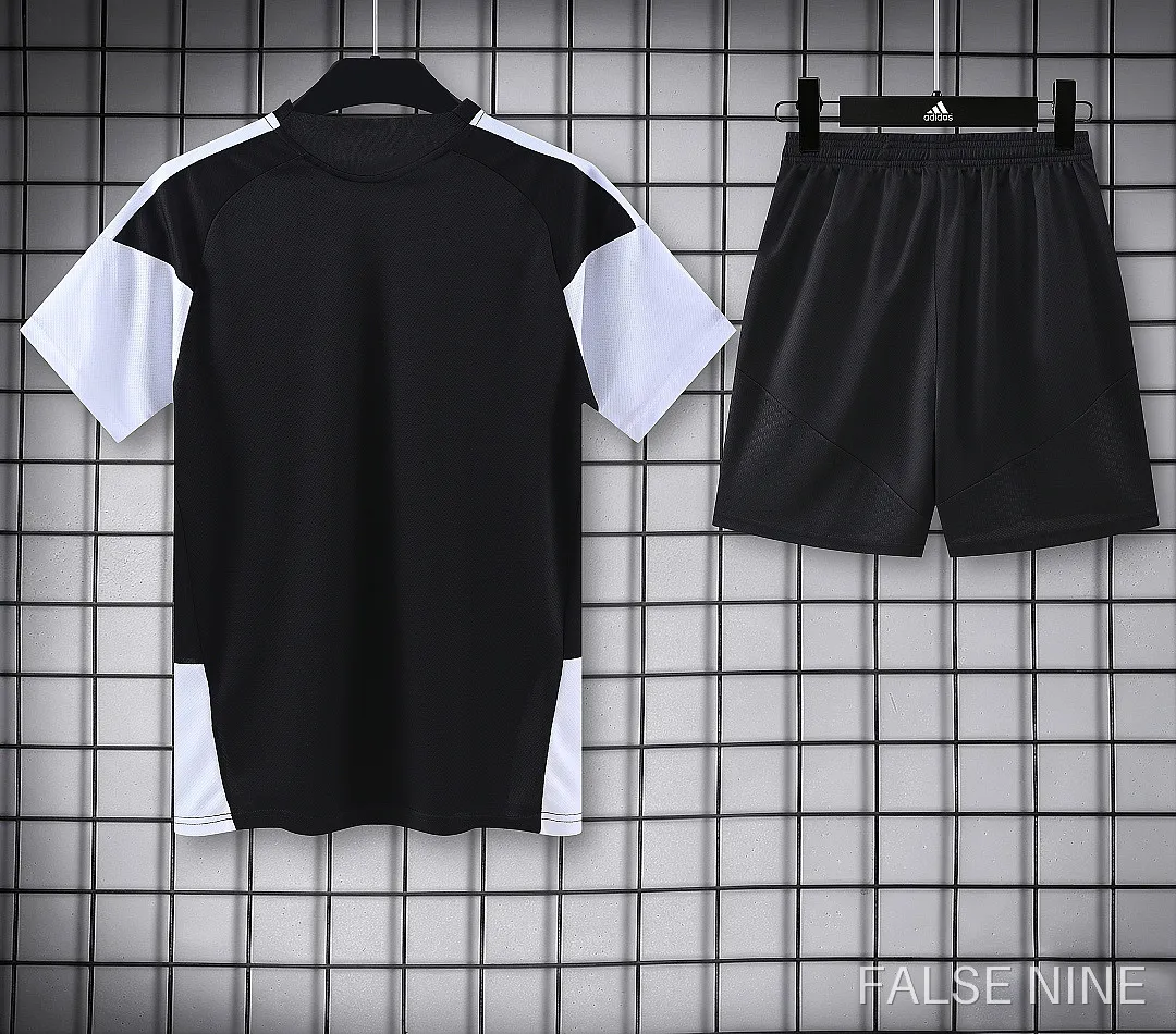 Liverpool 26/27 Training Kit (Fan Version), photo 23