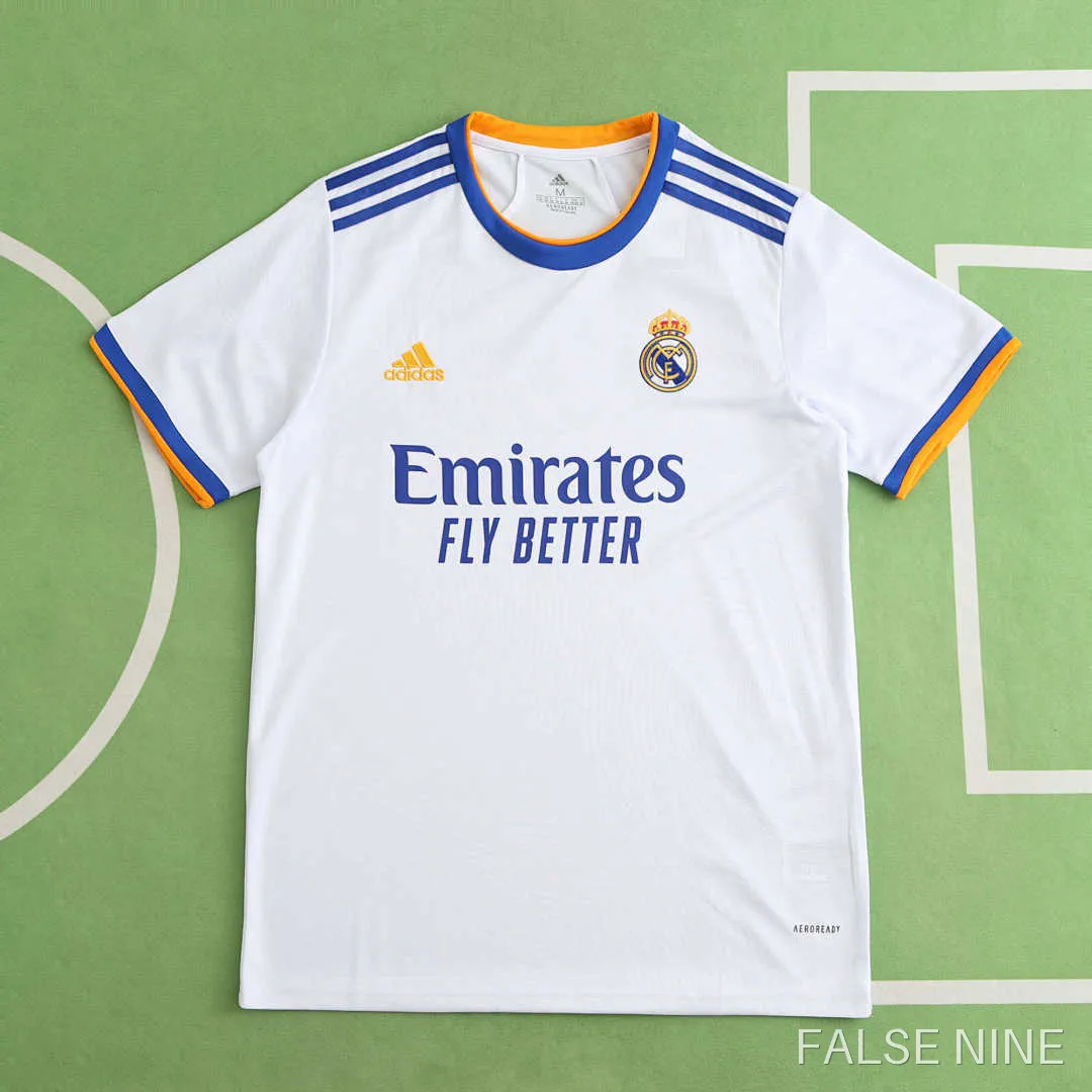 Real Madrid 21/22 Home Shirt (Fan Version), photo 1
