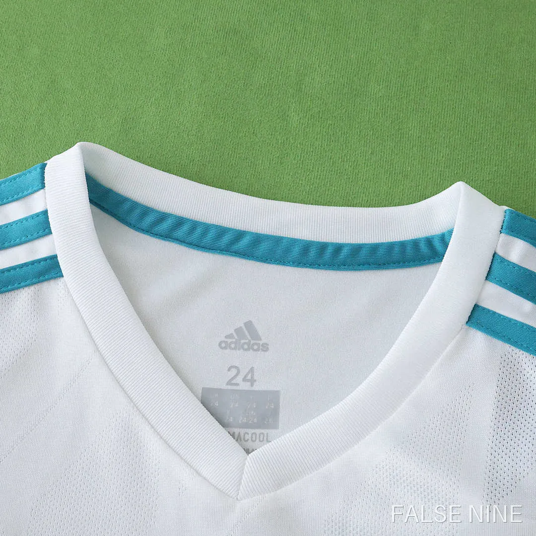 Real Madrid 17/18 Home Kids Kit (Retro), photo 2