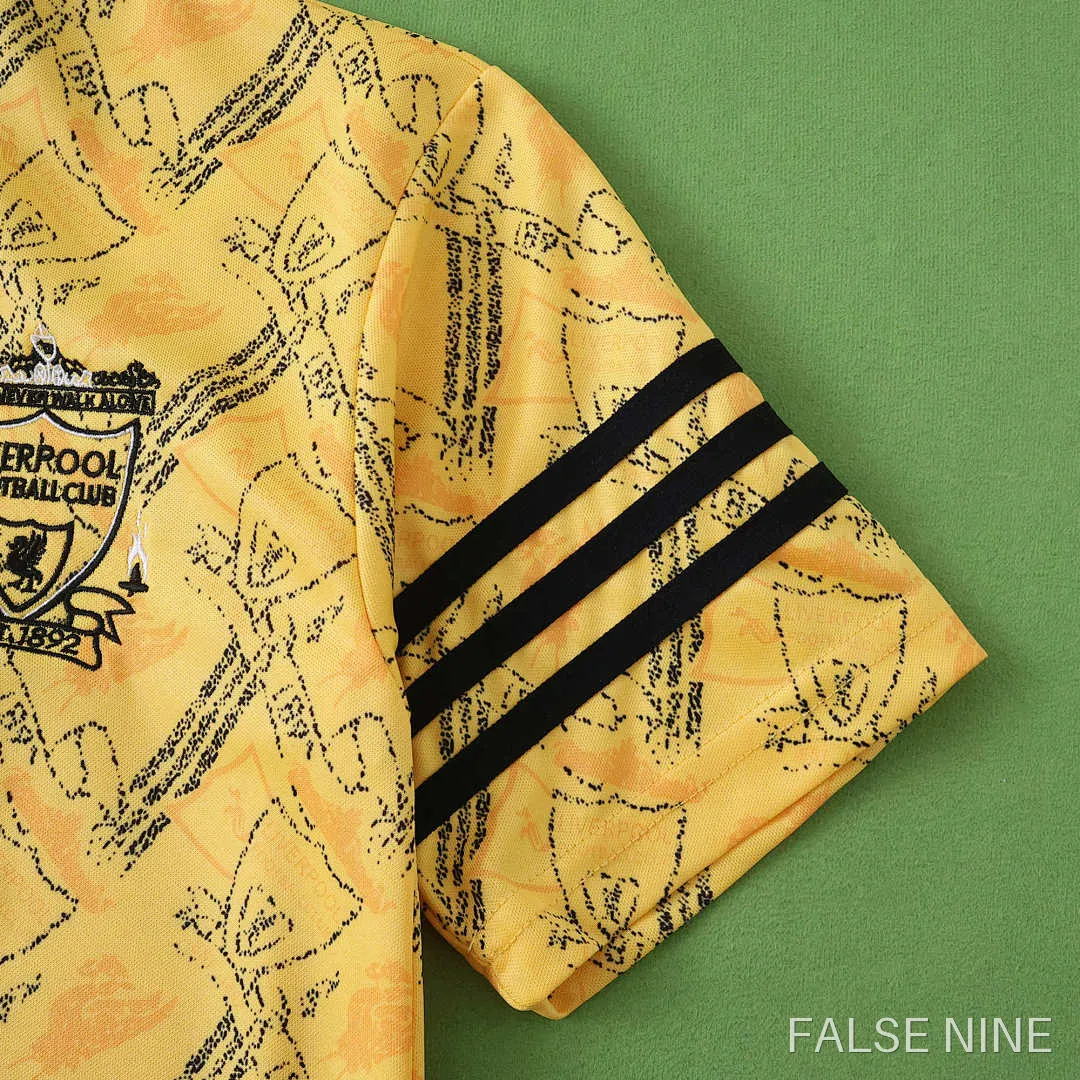Liverpool 1994-96 Third Kids Kit, photo 10