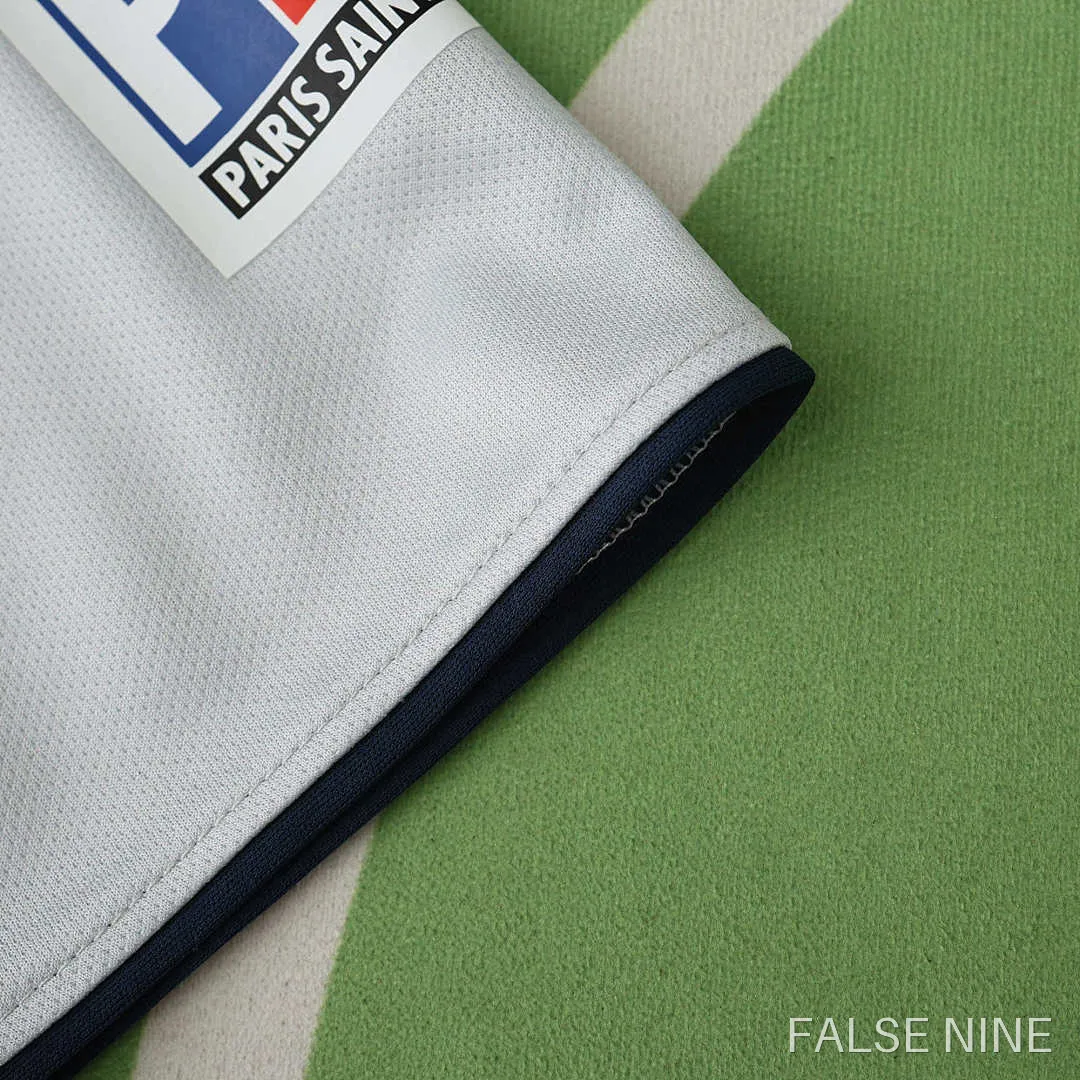 Paris Saint-Germain 2001 Away Shirt (Retro Fan Version), photo 10