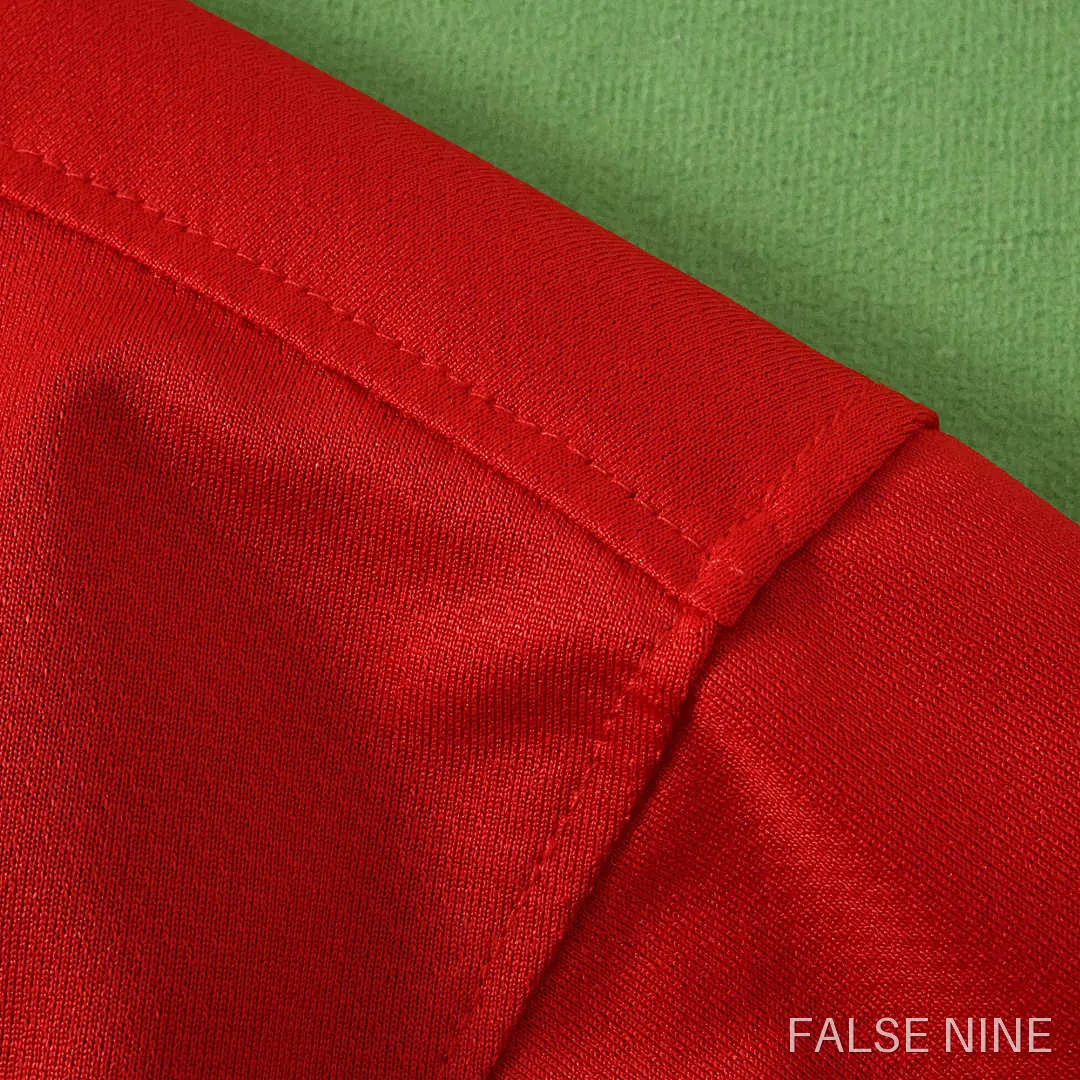 2010 Portugal home retro Fan version, photo 11