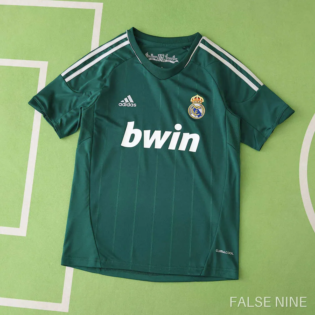 12/13 Real Madrid CF third retro Kids kit, photo 1