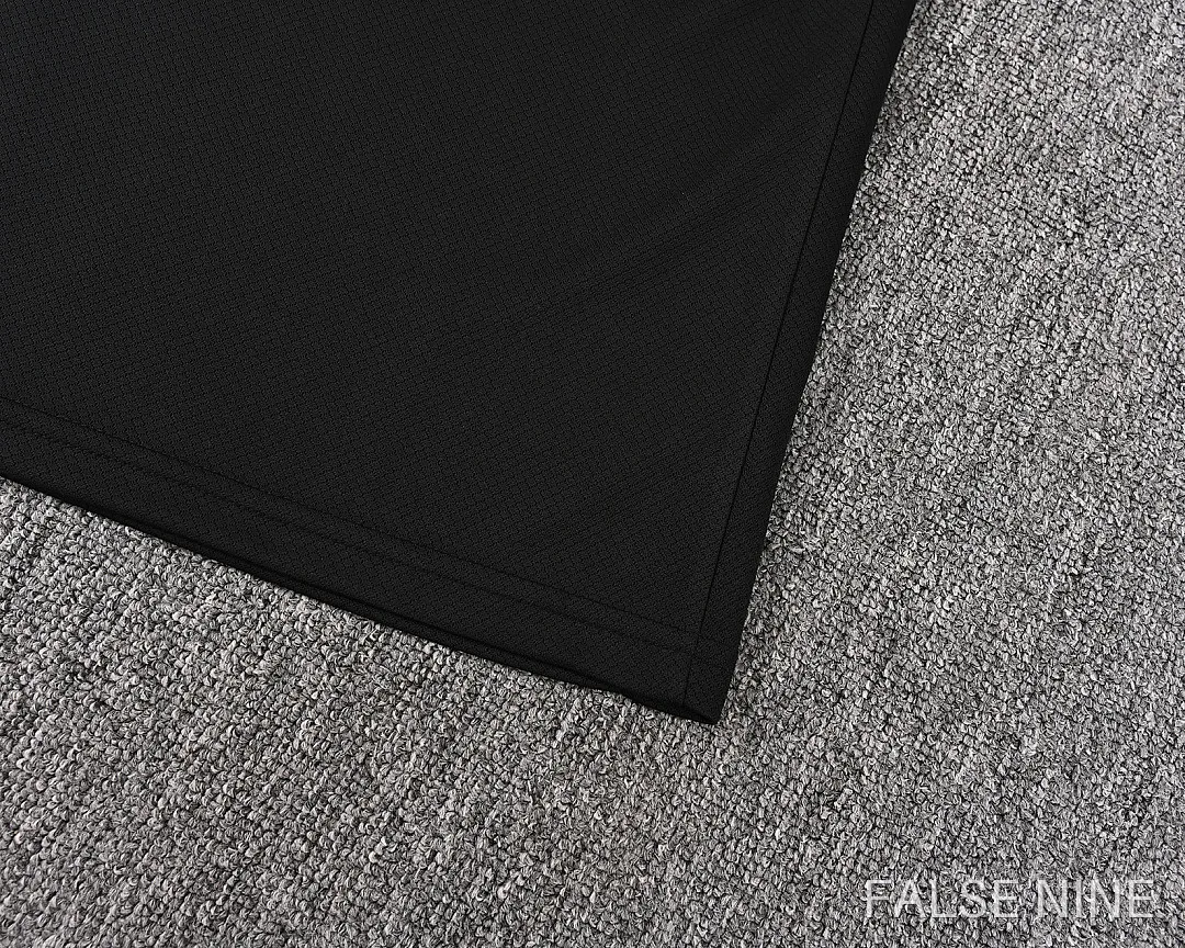 Paris Saint-Germain 26/27 Training Vest and Shorts (Fan Version), photo 3