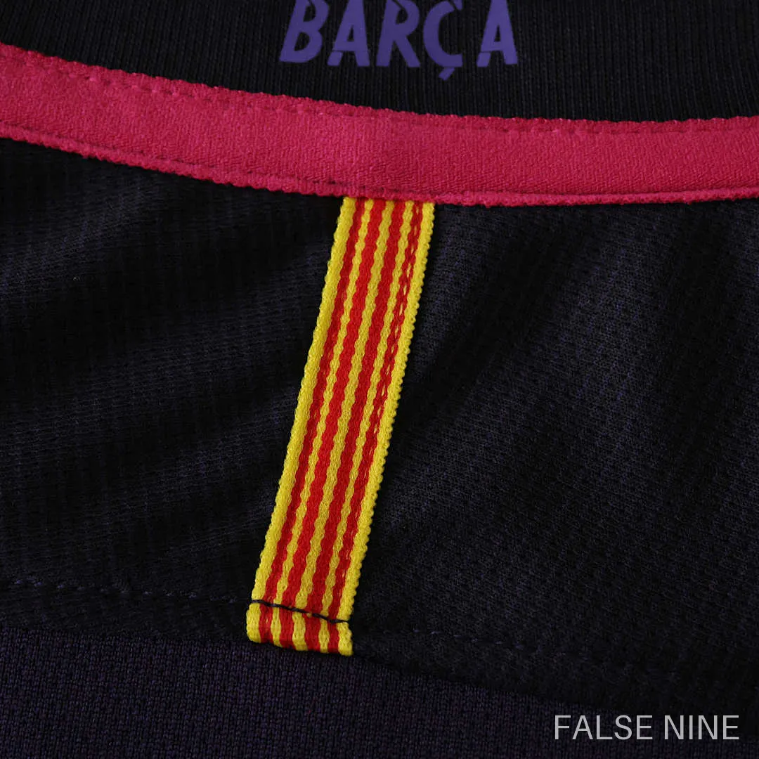16/17 FC Barcelona / Barça away retro Kids kit, photo 20