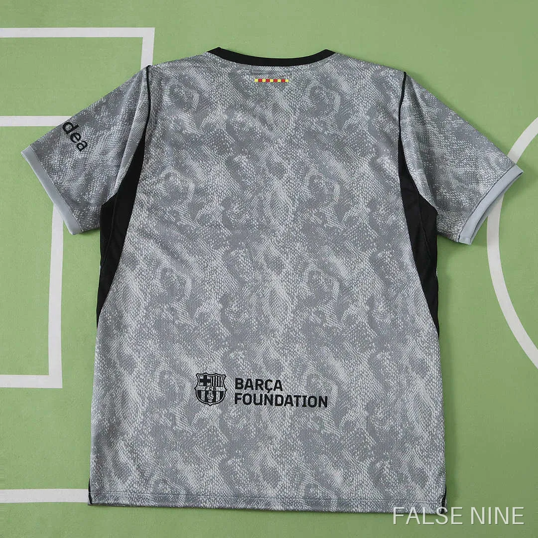 FC Barcelona 26/27 Goalkeeper Shirt (Fan Version), photo 2