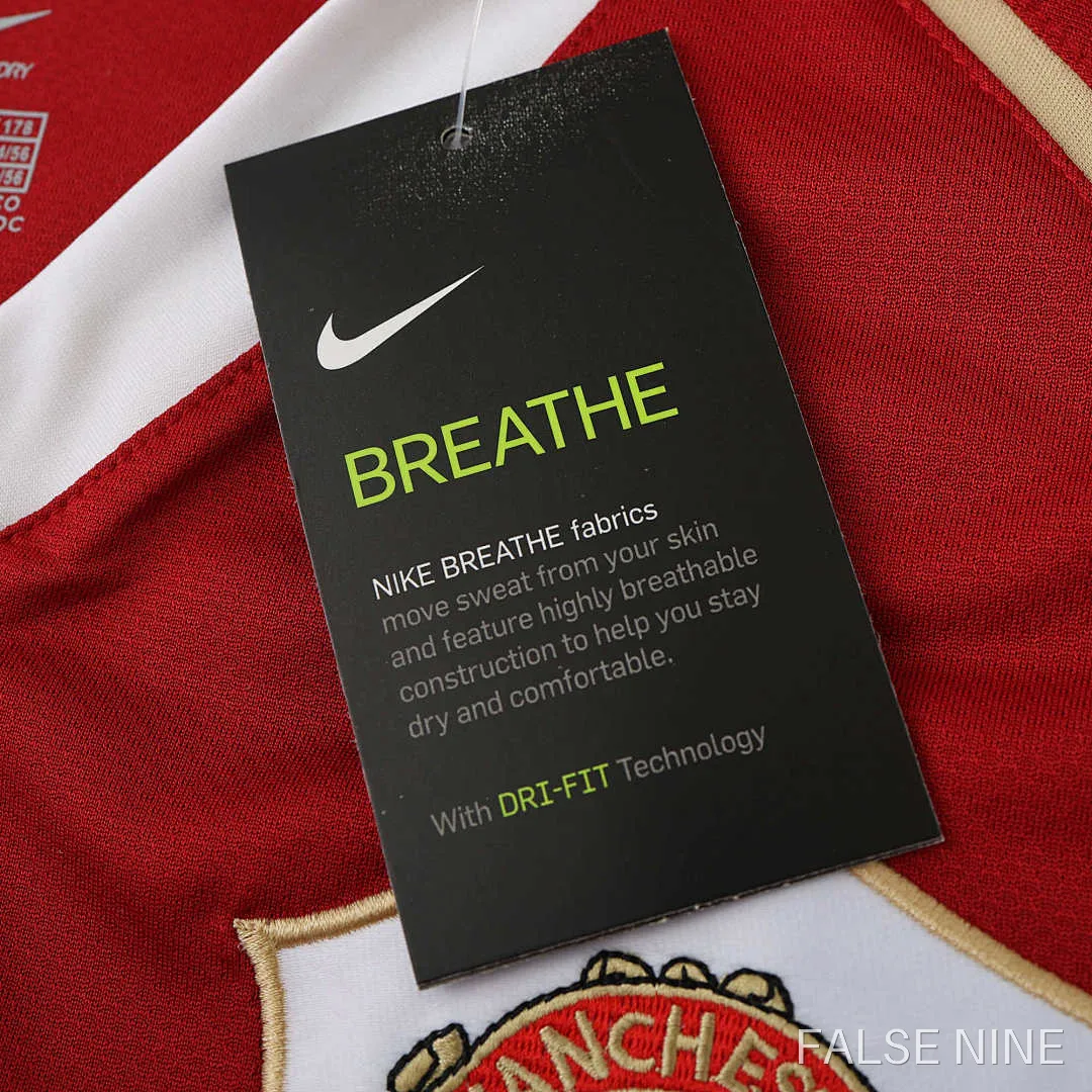 06/07 Manchester United F.C. home retro Fan version, photo 19
