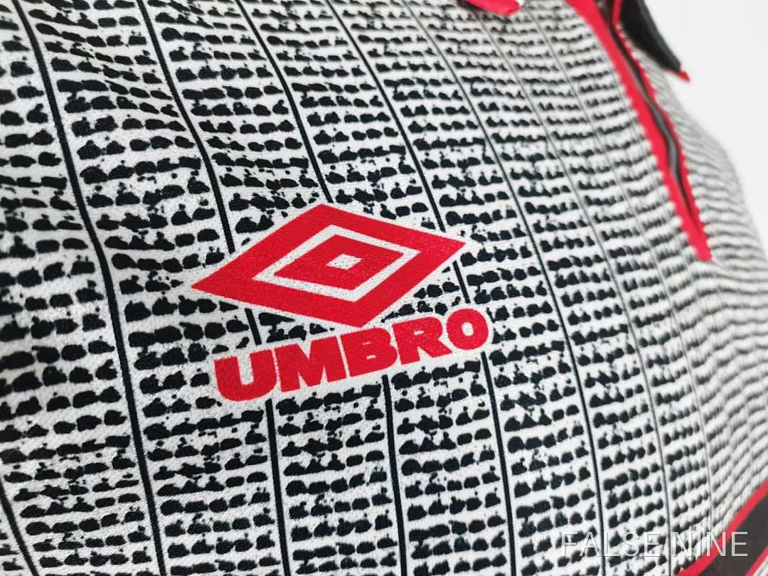 Manchester United 1995-96 Away Shirt (Fan Version), photo 4