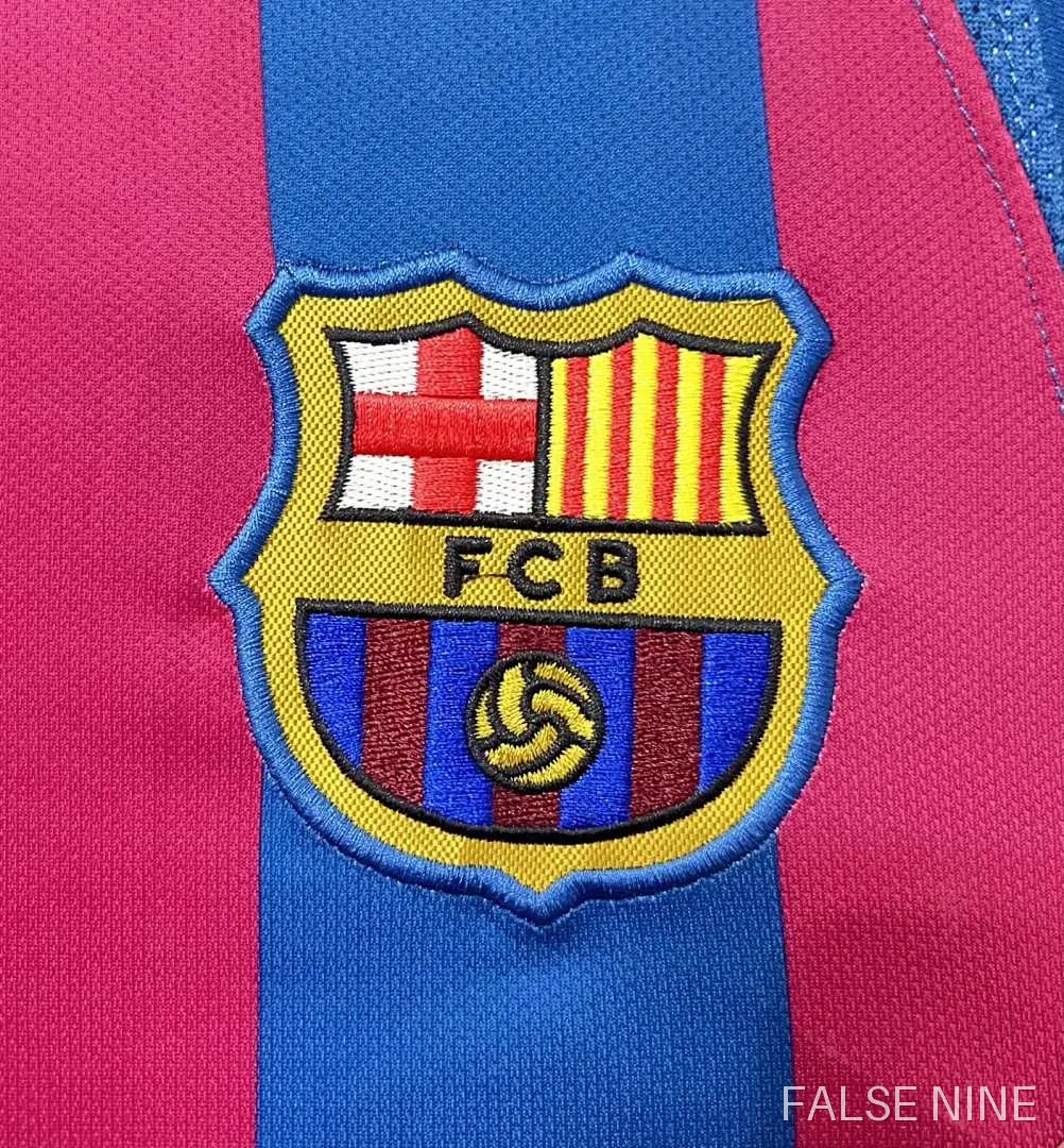 FC Barcelona 05/06 Home Long Sleeve Retro Jersey (Fan Version), photo 5