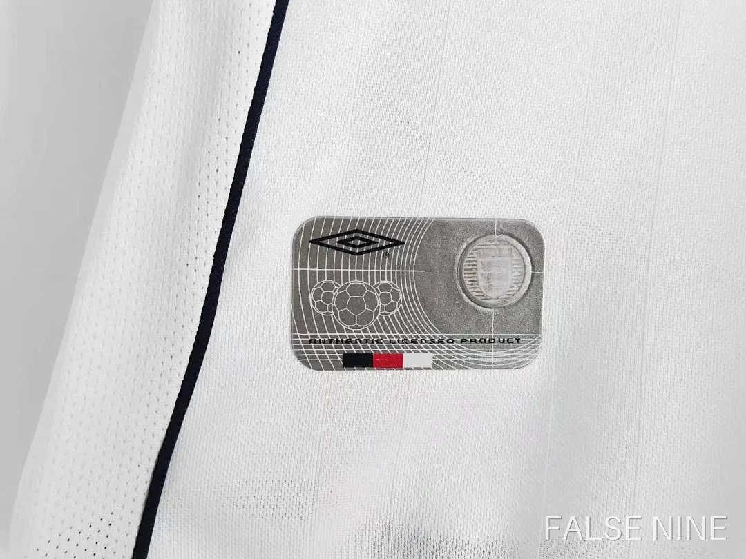 England 2002 Home Shirt (Retro Fan Version), photo 5