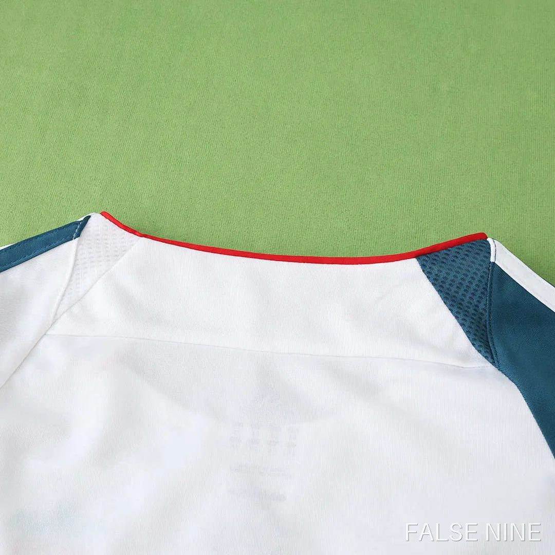 Liverpool F.C. 2006 Away Kit (Kids Retro), photo 14