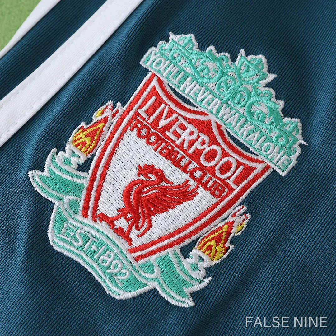 Liverpool F.C. 2006 Away Kit (Kids Retro), photo 7