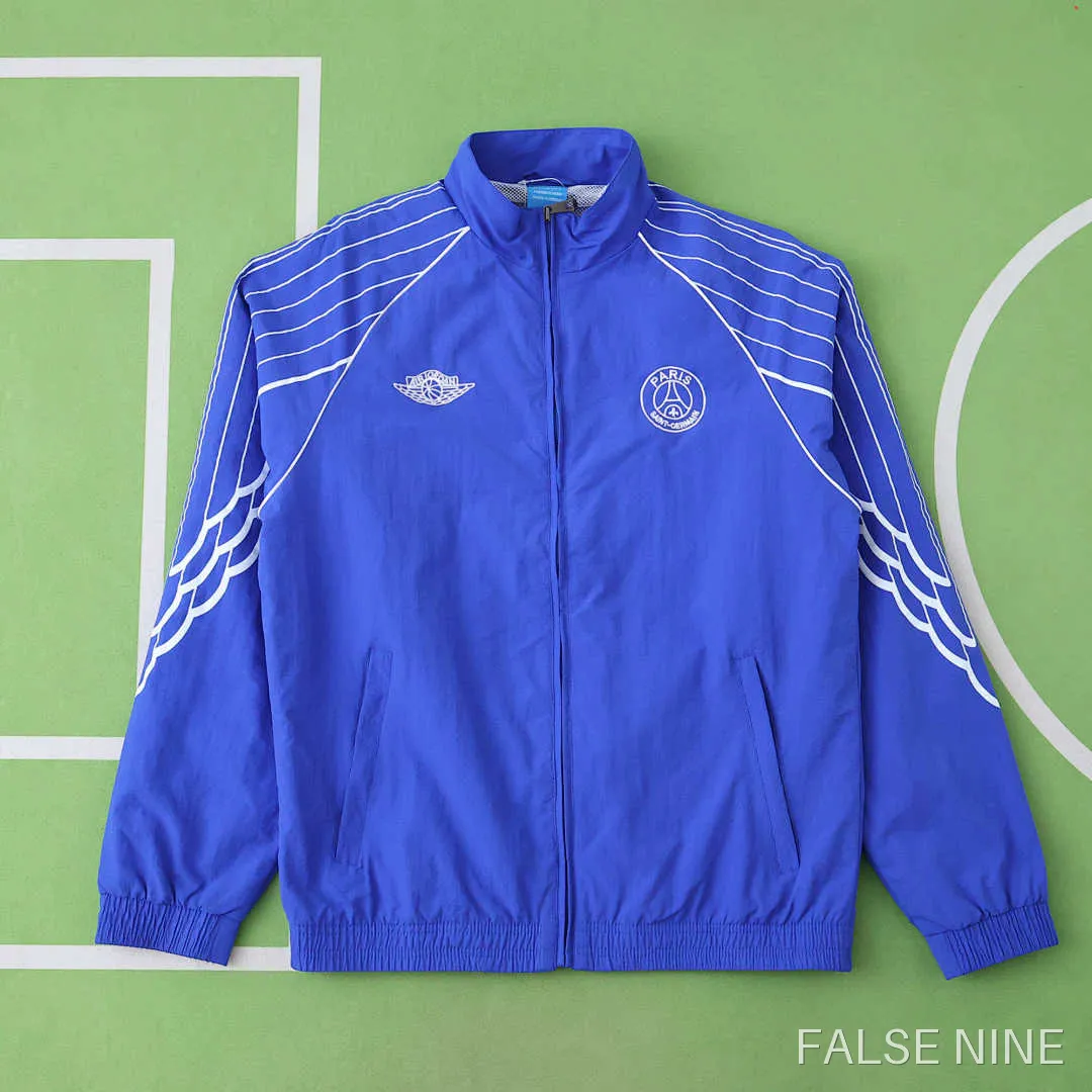 Paris Saint-Germain 24/25 Training Windbreaker, photo 1