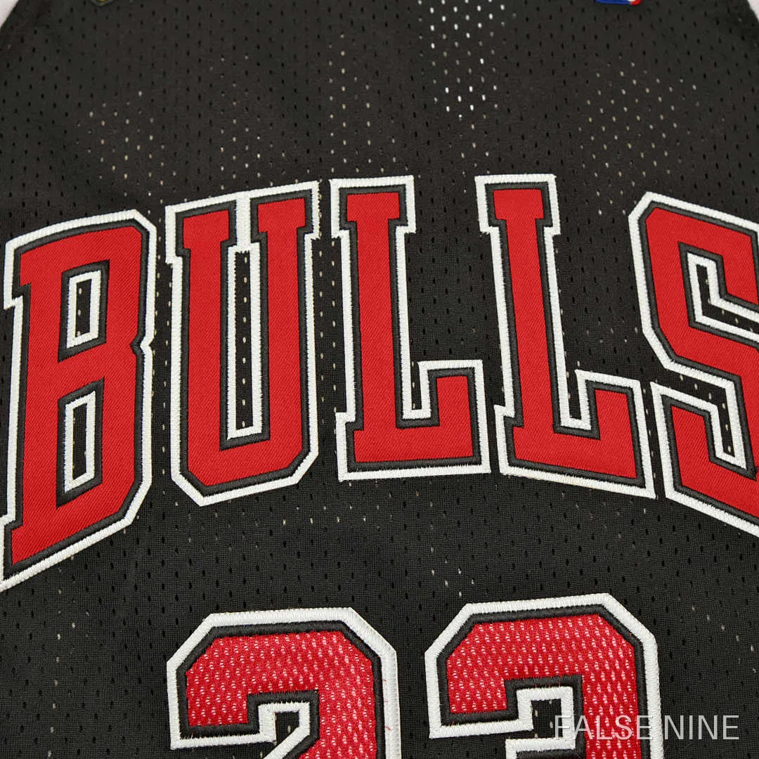 Chicago Bulls 1996-97 Away Jersey (Retro), photo 3