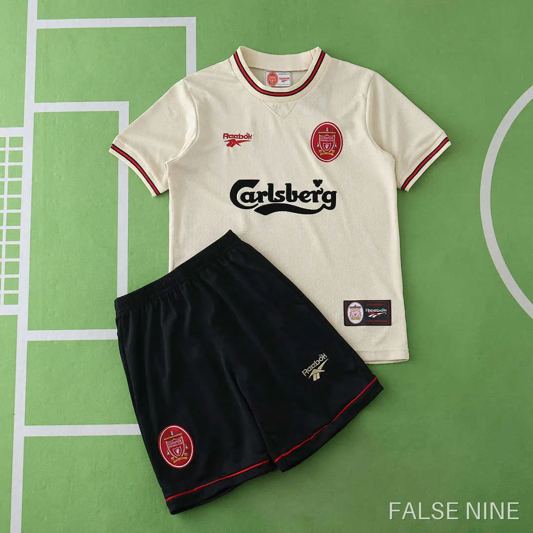 Liverpool 1996-97 Away Retro Kids Kit, photo 12