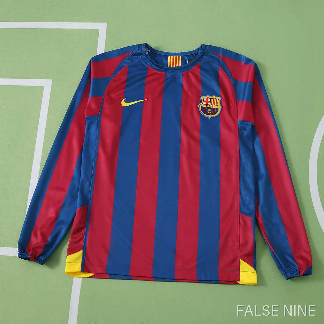 FC Barcelona 05/06 Home Kit (Kids, Long Sleeve, Retro), photo 1