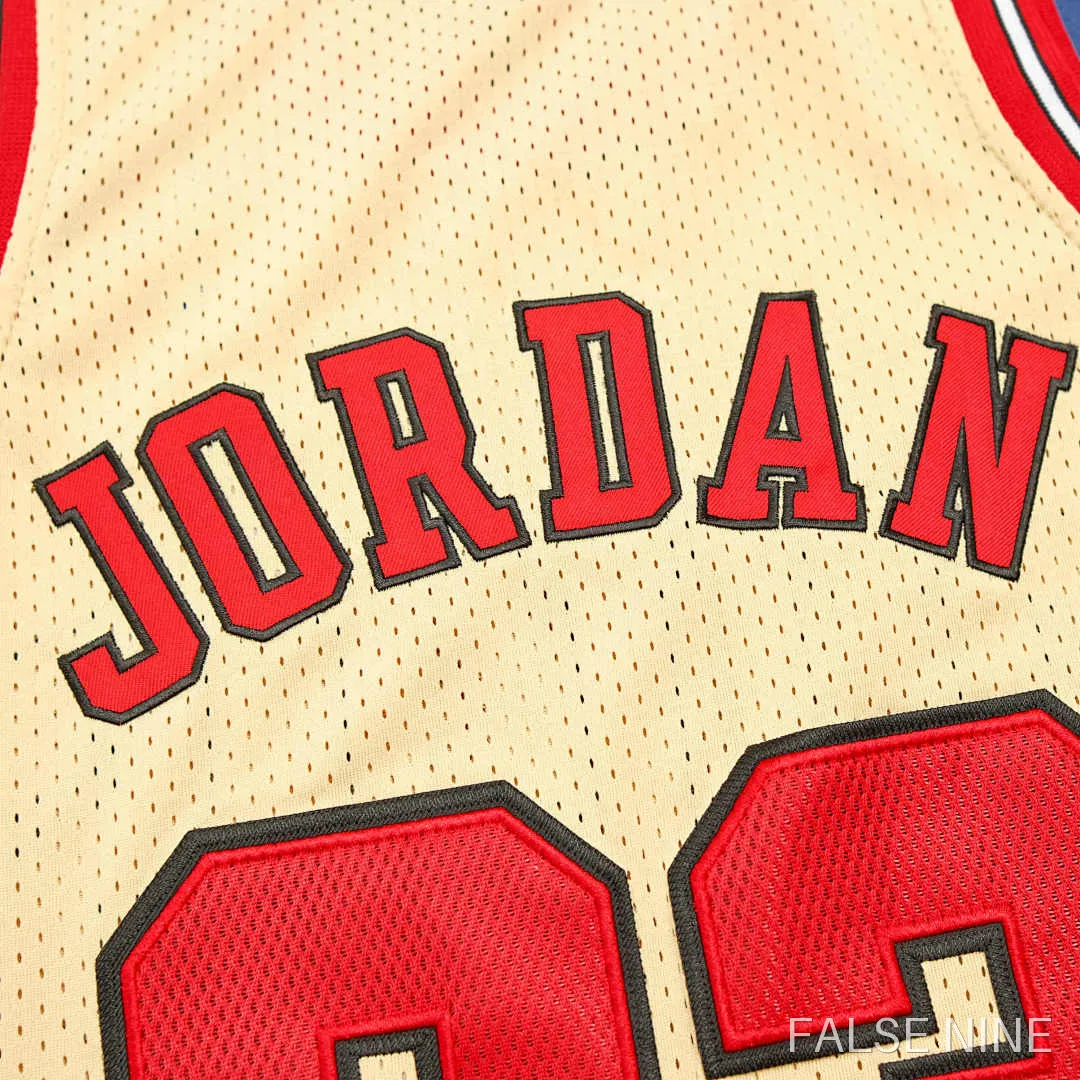 Chicago Bulls 1997-98 Home Jersey (Retro), photo 11