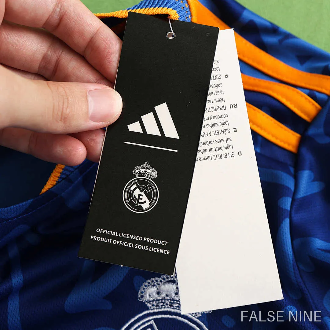 Real Madrid 21/22 Away Shirt (Fan Version), photo 17