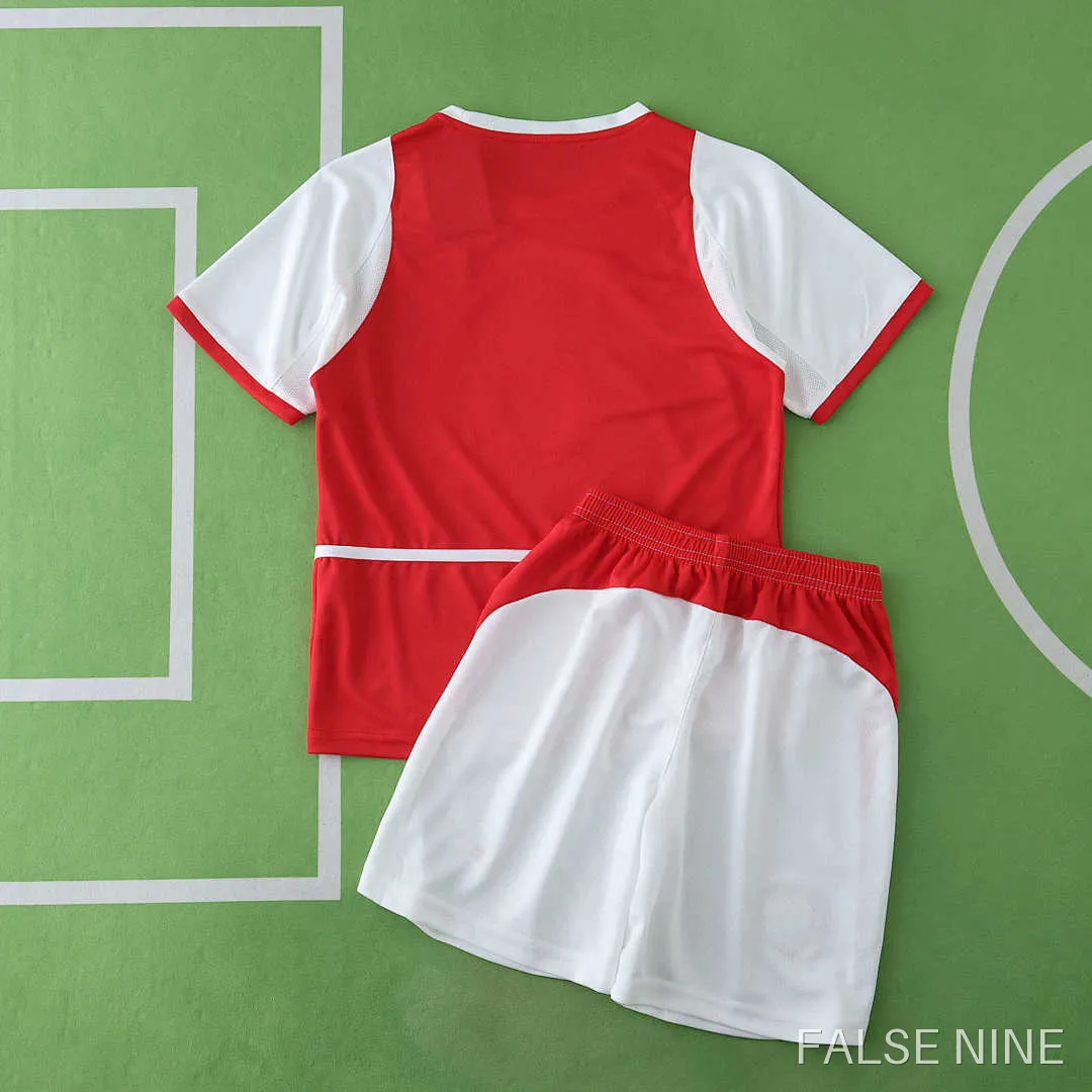 02/03 Arsenal F.C. home retro Kids kit, photo 17