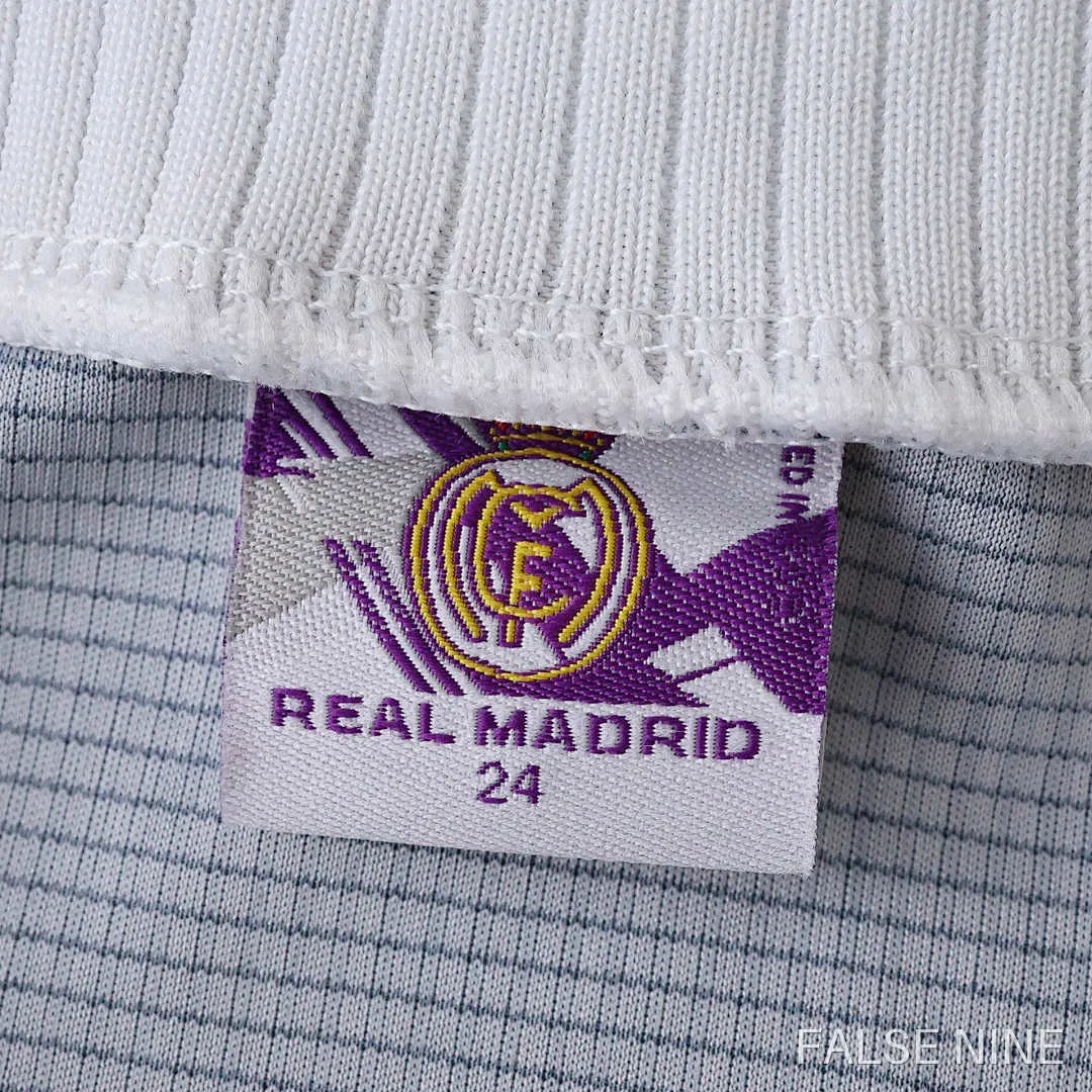 Real Madrid 1997/98 Third Kit (Kids Retro), photo 3