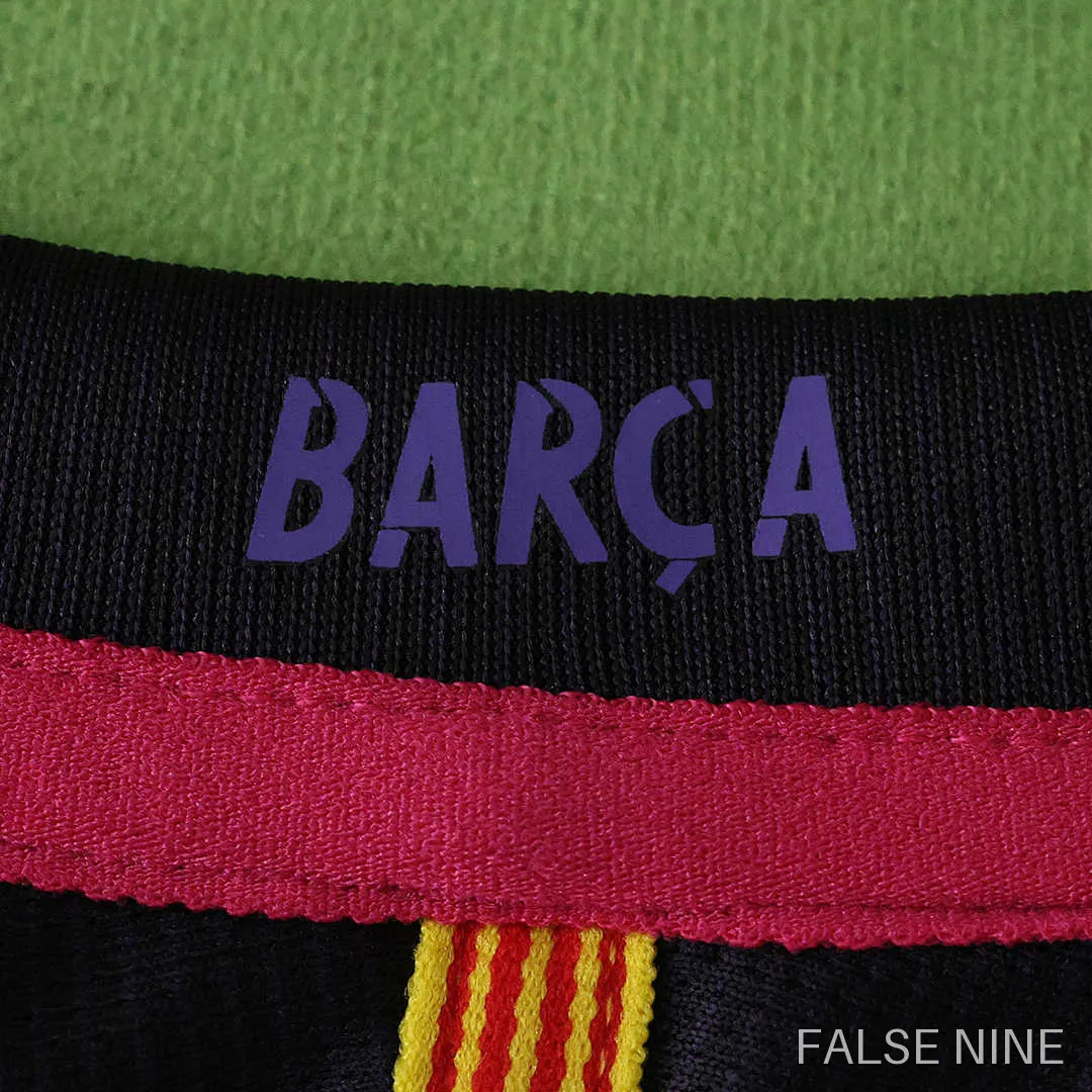 16/17 FC Barcelona / Barça away retro Kids kit, photo 19