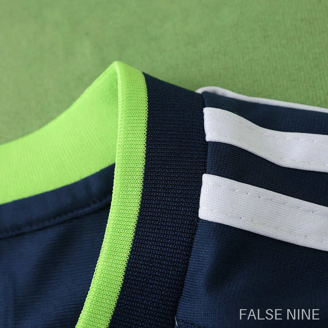 10/11 Real Madrid CF away retro Fan version, photo 16