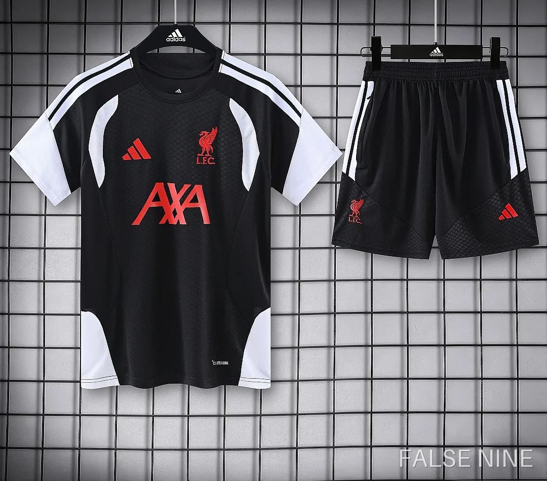 Liverpool 26/27 Training Kit (Fan Version), photo 24