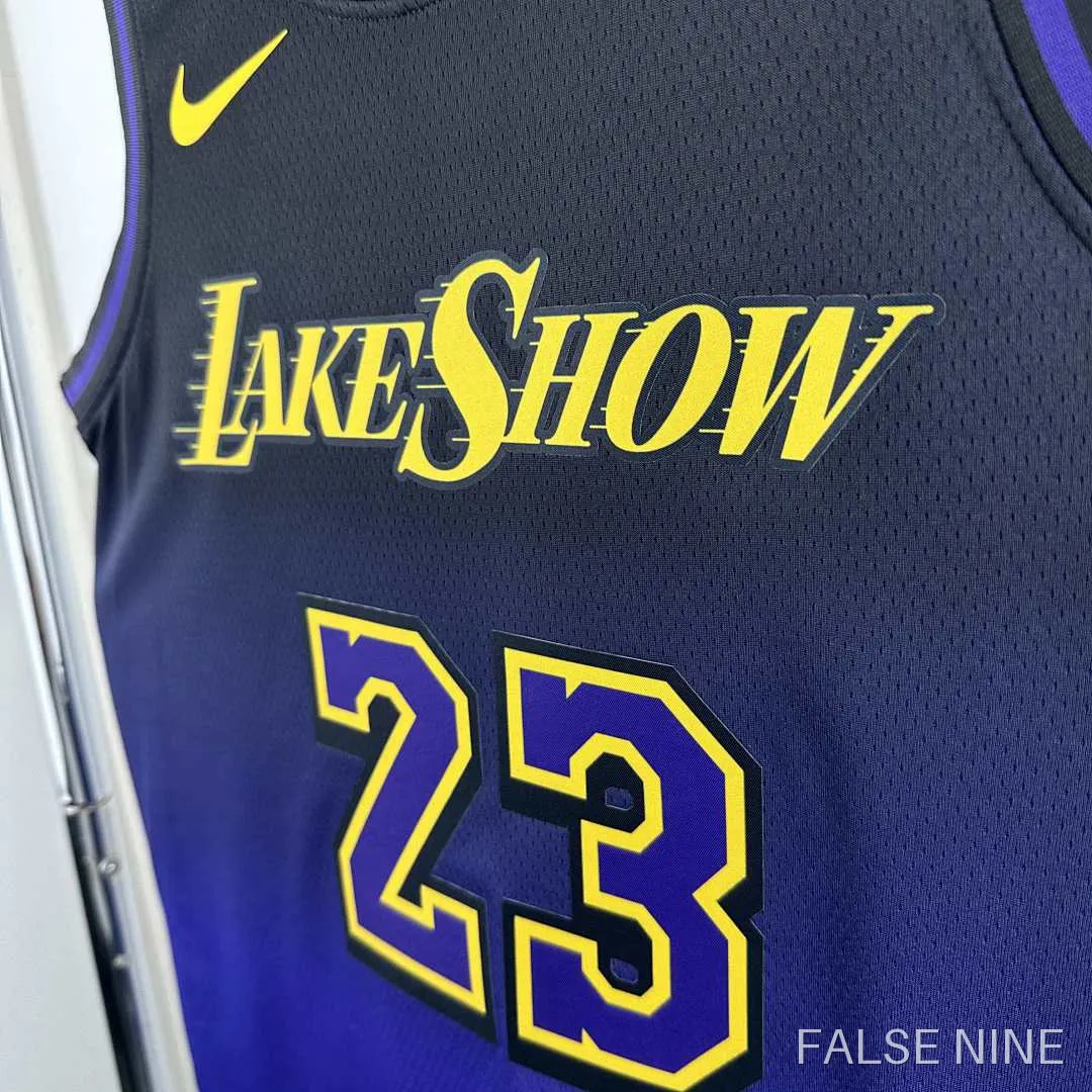 L.A. Lakers 23 Jersey, photo 2