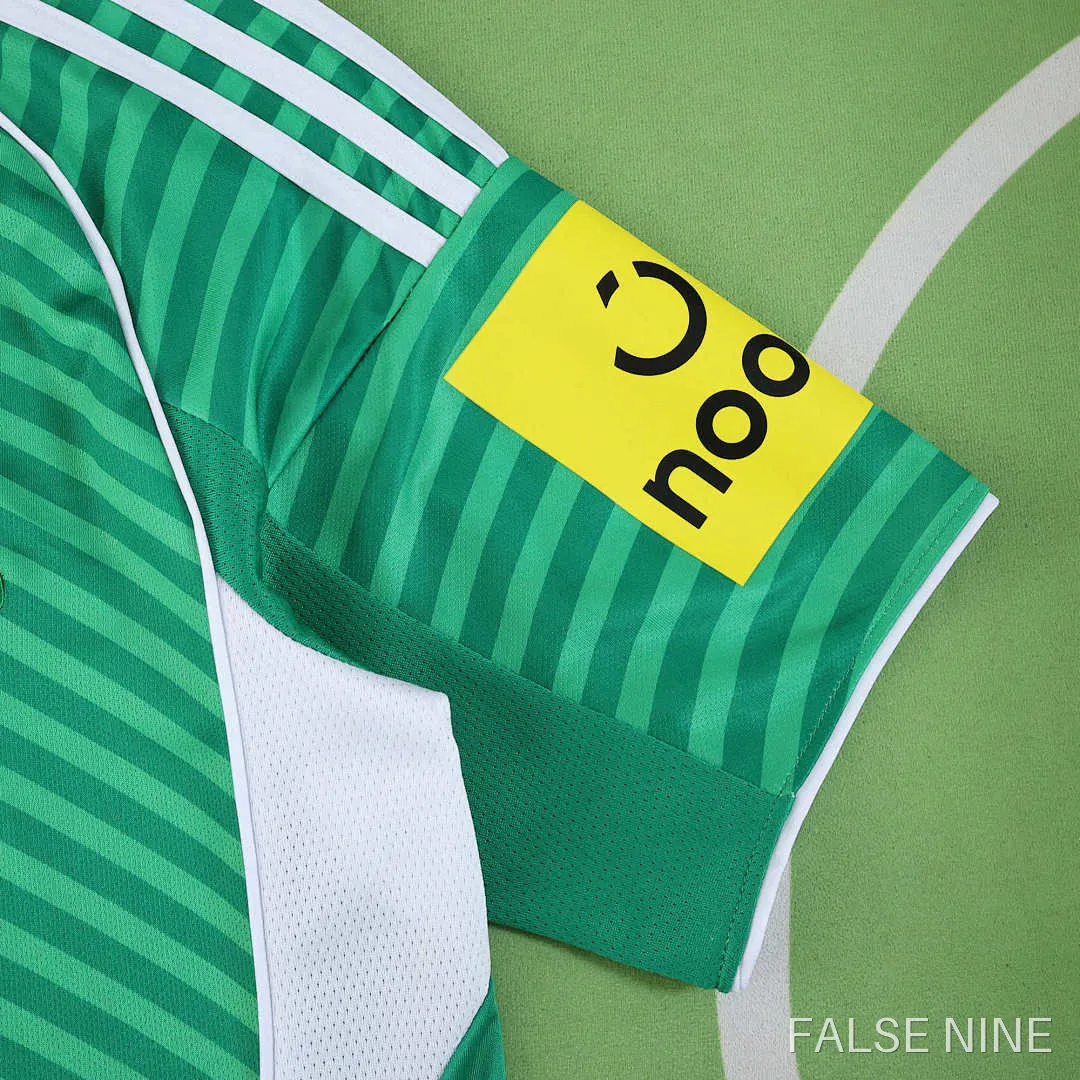 Newcastle United 25/26 Goalkeeper Away Shirt (Fan Version), photo 9