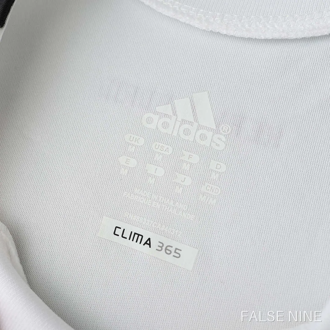 09/10 Real Madrid CF home retro Fan version, photo 12